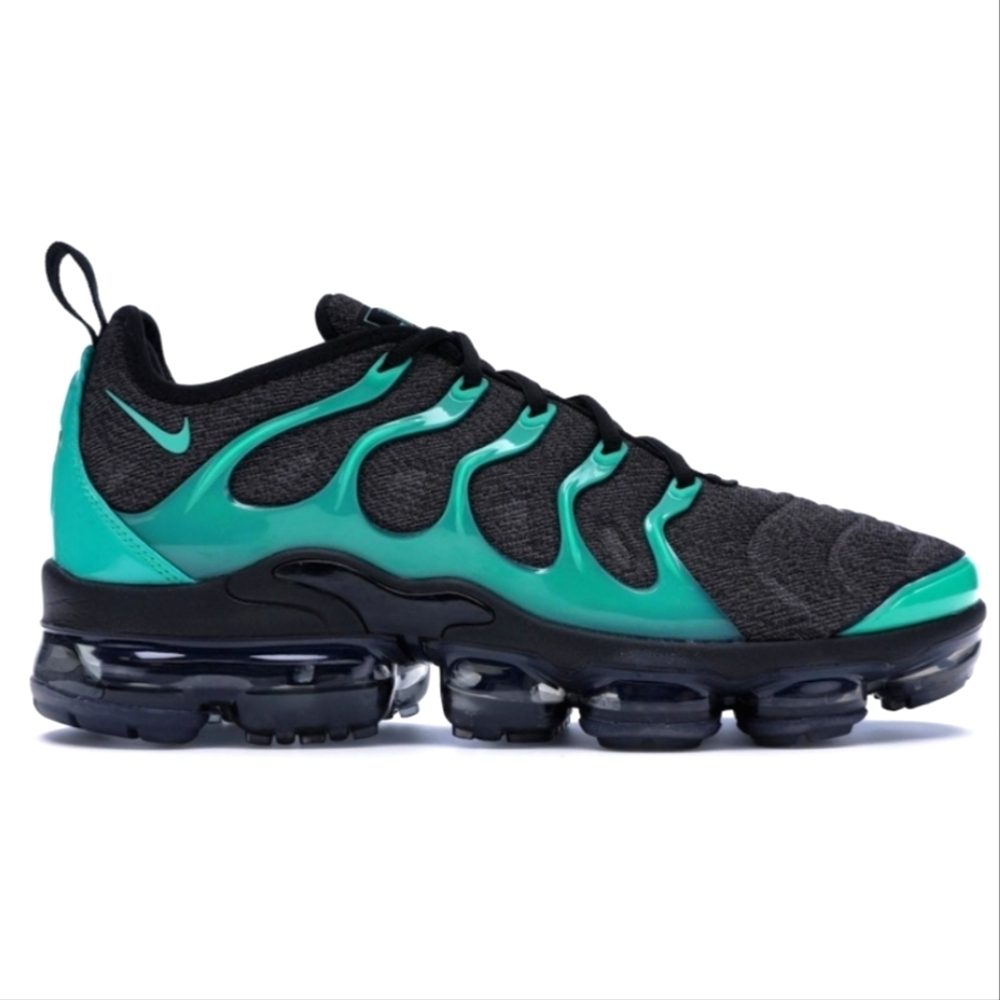 Nike Air Max Plus NEW Black Clear Emerald